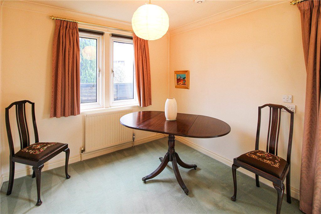 Property photo 3 of 12 Dining Area