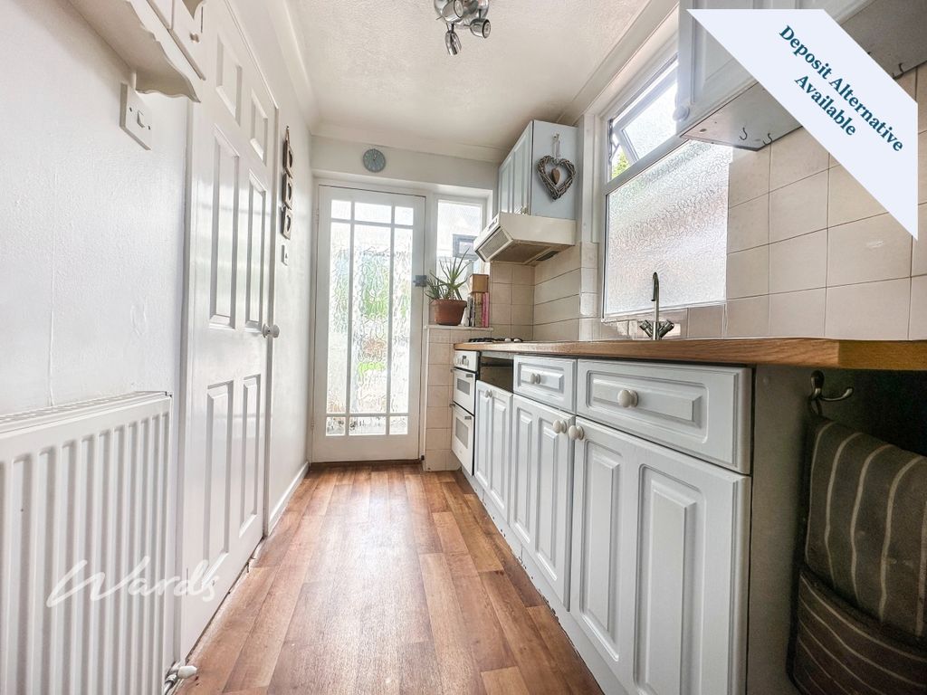 Property photo 2 of 17 Kitchen