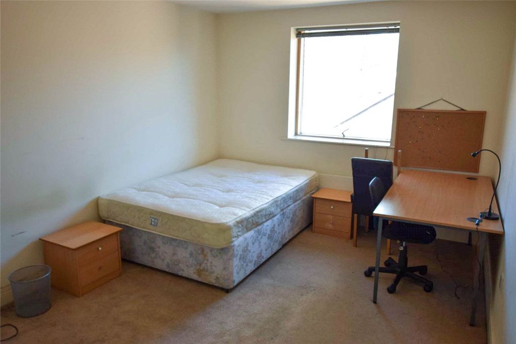 Property photo 3 of 11 Picture No. 16