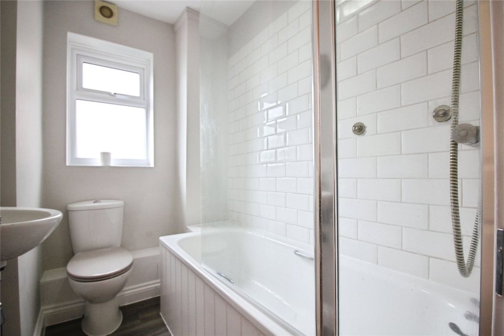 Property photo 3 of 7 Picture No. 19