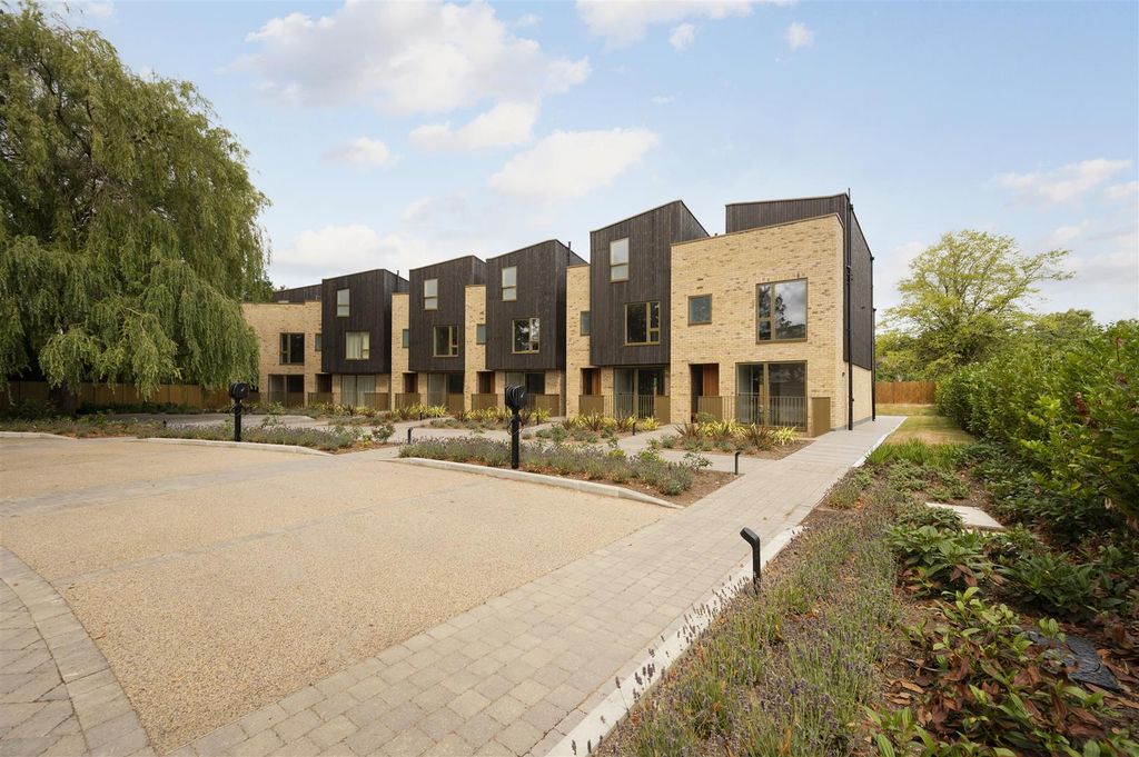 Property photo 1 of 71 4 The Willows,4.Jpg