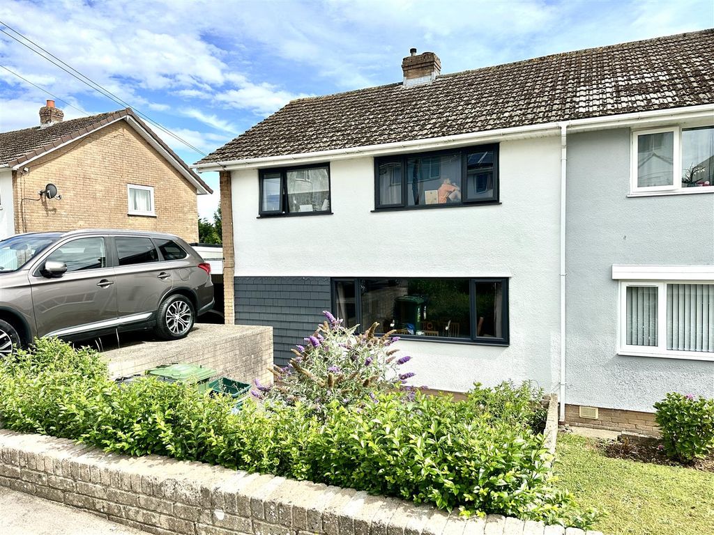 Property photo 1 of 14 Denmark Drive