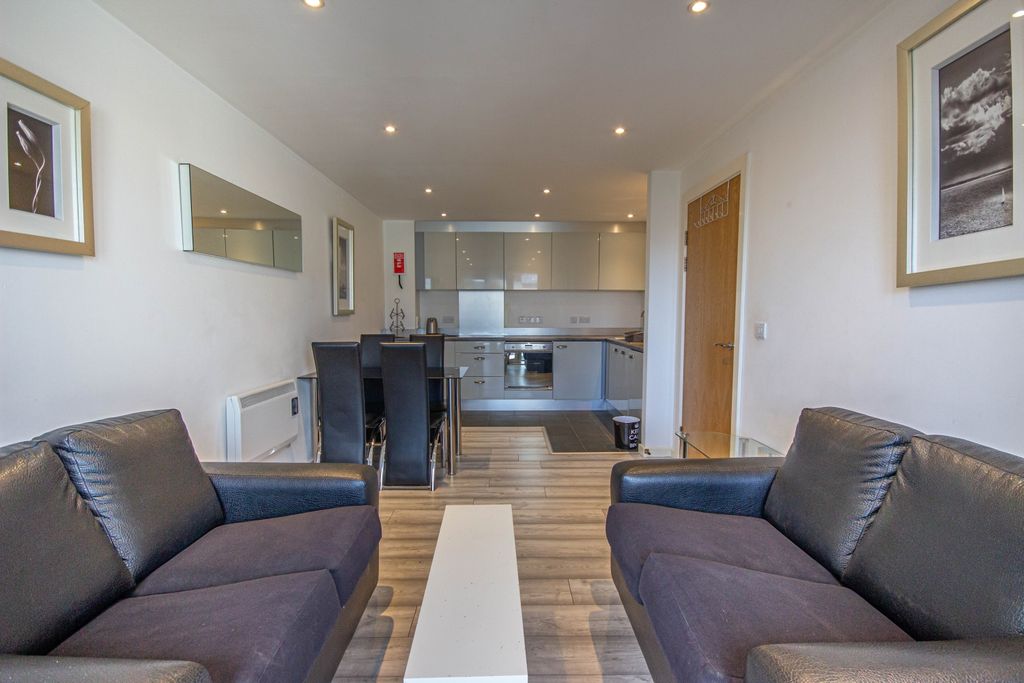 Property photo 2 of 13 2