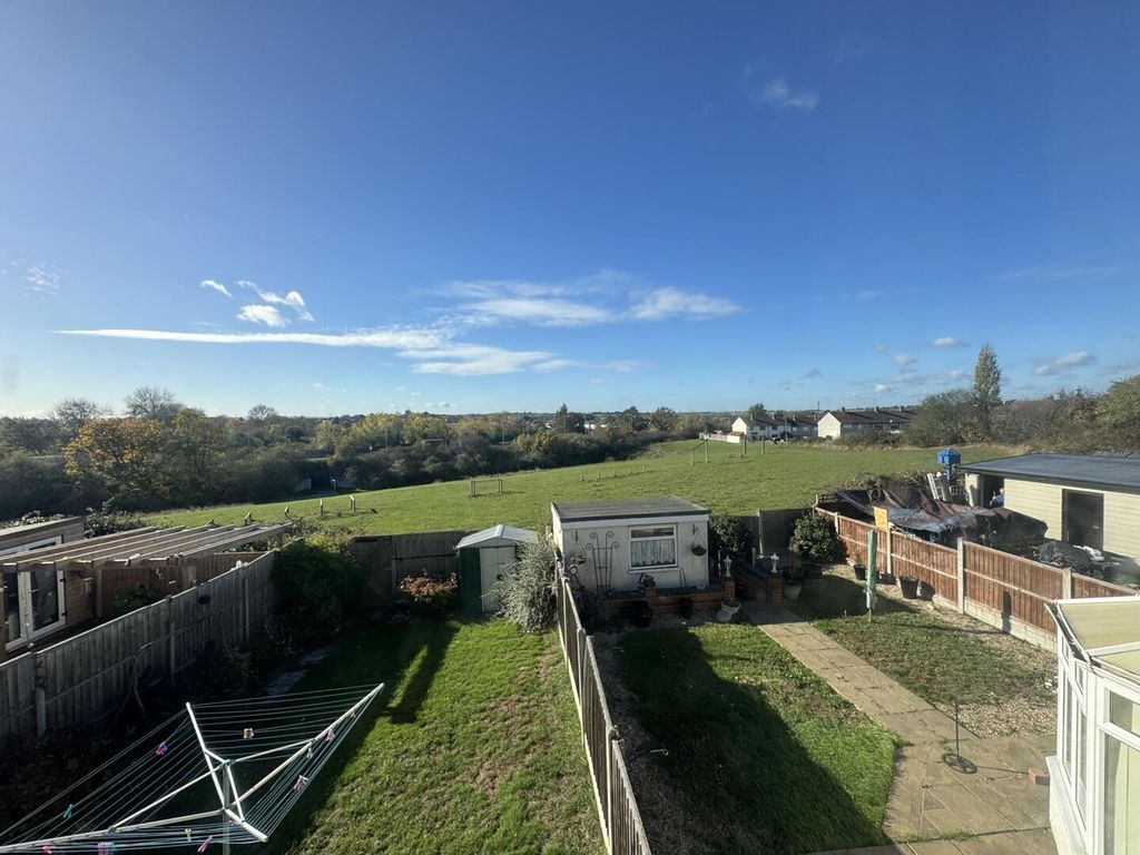 Property photo 2 of 15 Img_9834.Jpeg