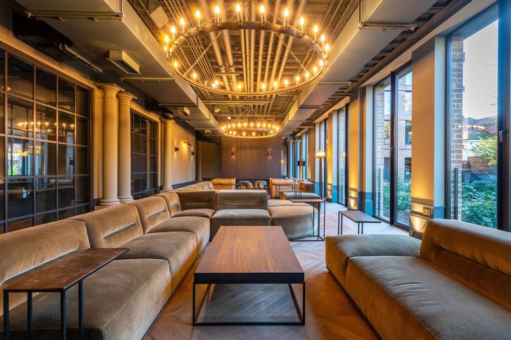 Property photo 3 of 38