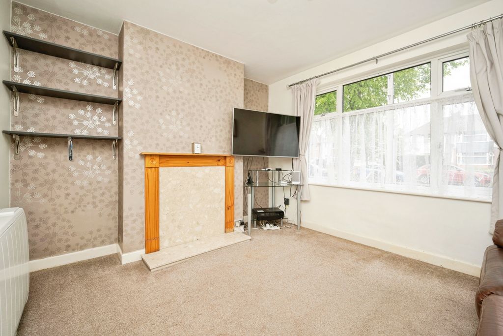 Property photo 3 of 15 Living Room