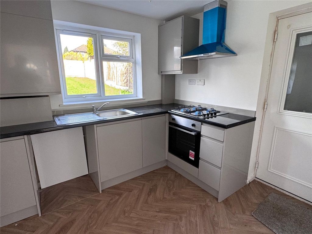 Property photo 3 of 15 Picture No. 08