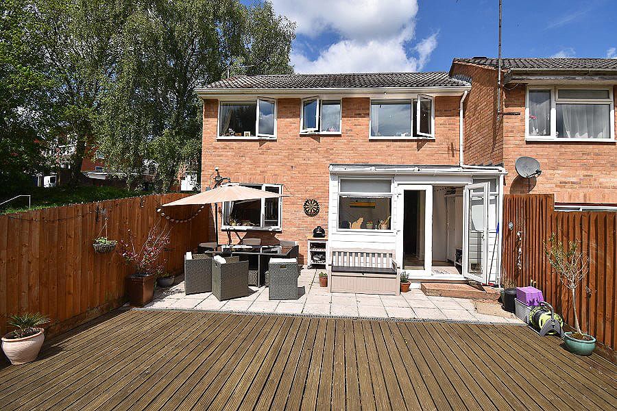 Property photo 2 of 17