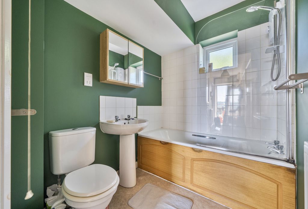 Property photo 2 of 12 1467576-9-6A170A5...