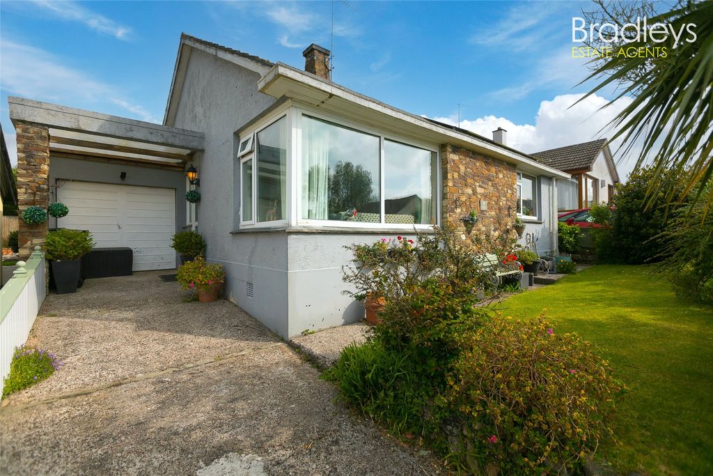 Property photo 3 of 19 Picture No. 28