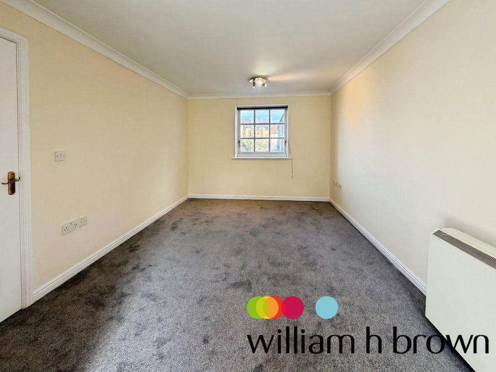 Property photo 3 of 7 Living Room