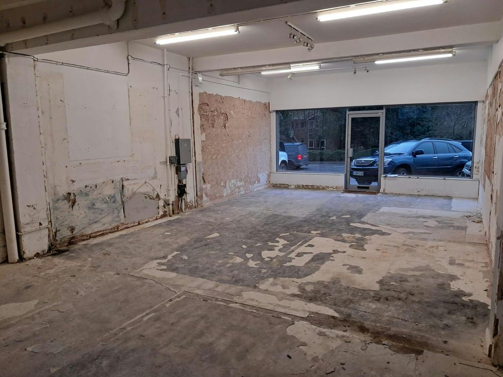 Property photo 2 of 5 1000001350.Jpg