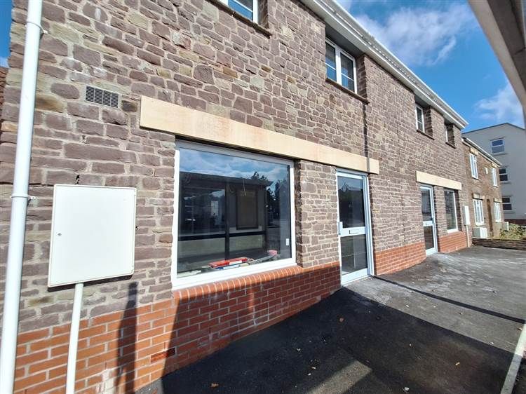 Property photo 1 of 4