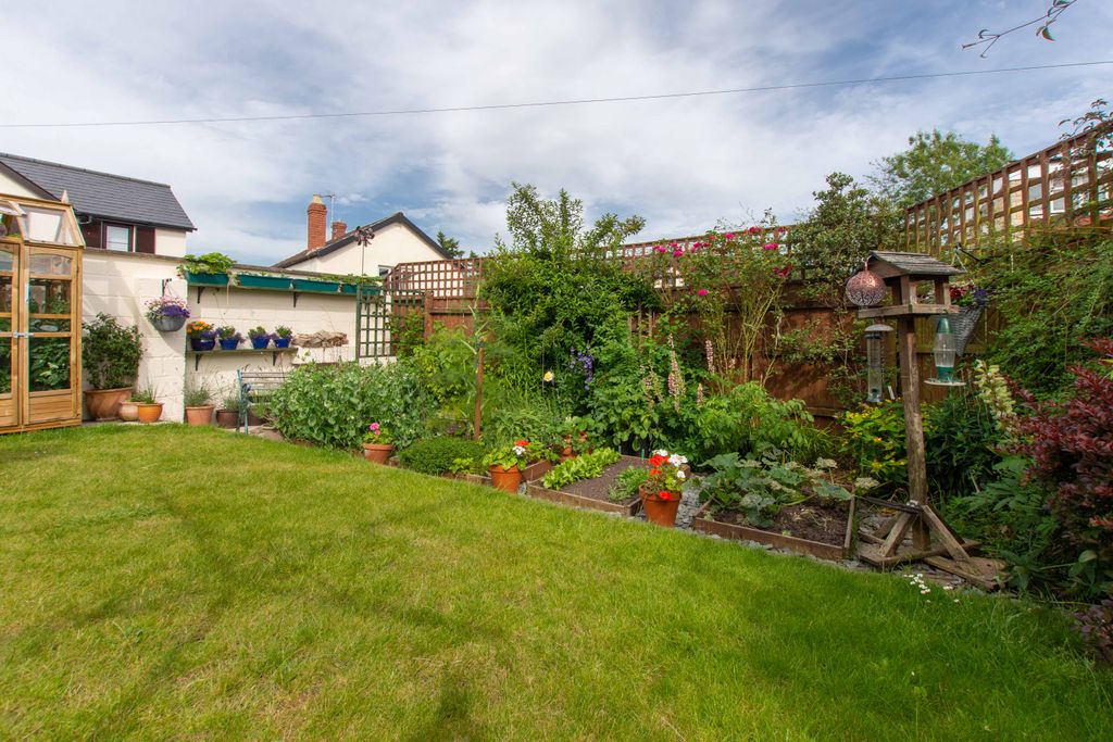 Property photo 2 of 15 Photo 16