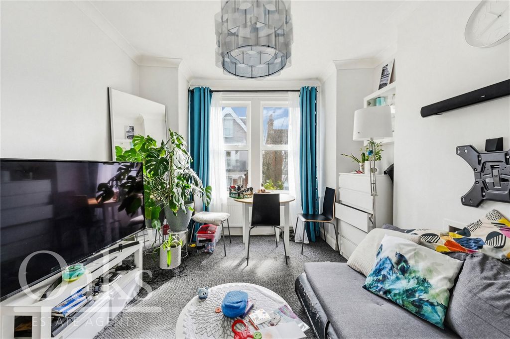 Property photo 3 of 8 Picture No. 02