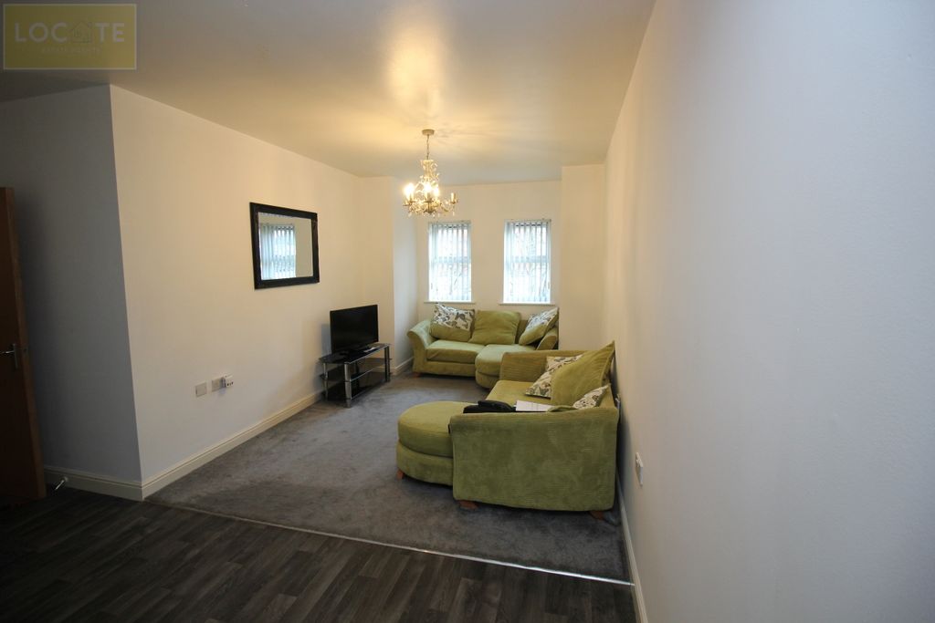 Property photo 3 of 8 Img_9725.Jpg