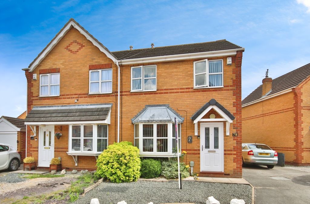 Property photo 1 of 14 4319671