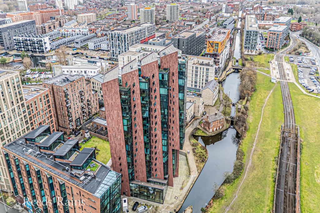 Property photo 1 of 24 Drone