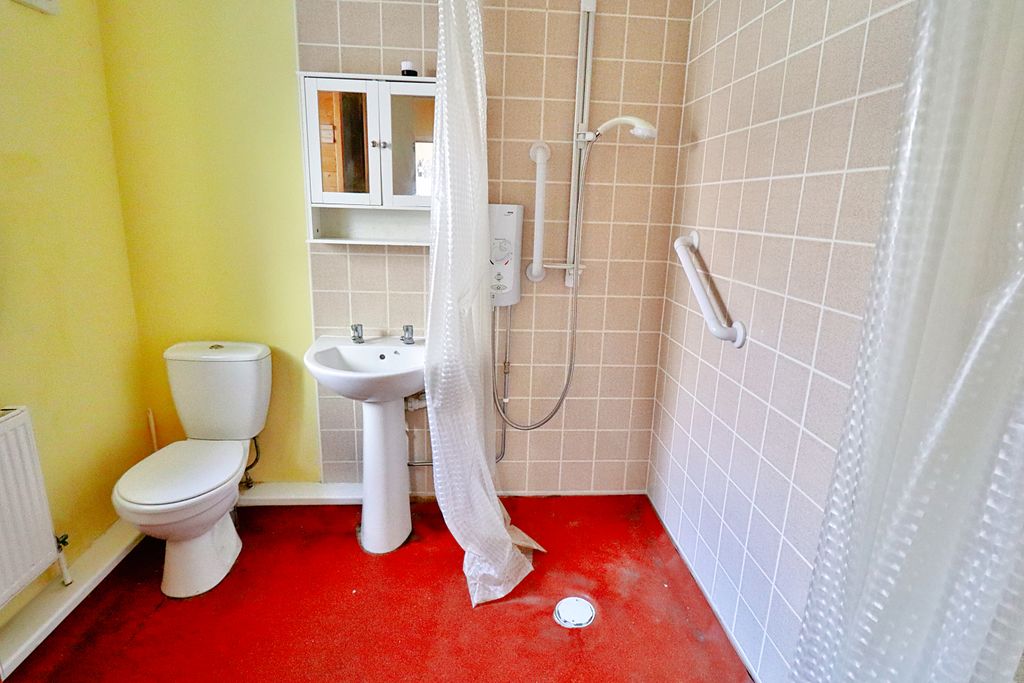 Additional image 4 of 3 bed terraced house to rentBurmer Road, Peterborough PE1