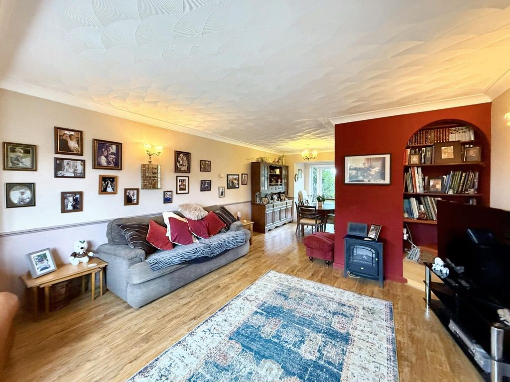 Property photo 3 of 34 4462756