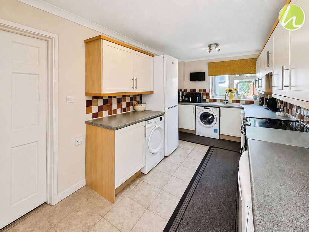 Property photo 3 of 25