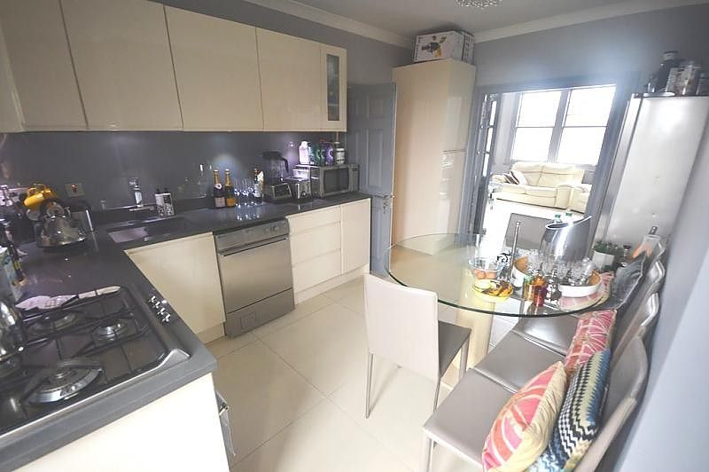 Property photo 3 of 13 Kitchen