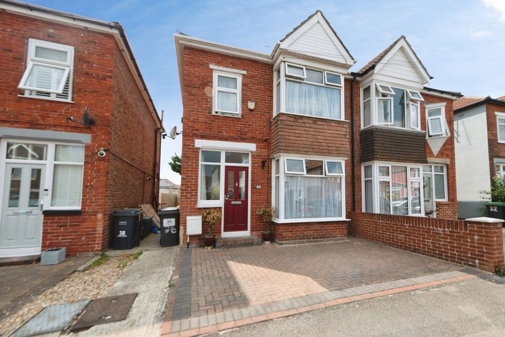 Property photo 1 of 19 Pbox-Img.Jpg