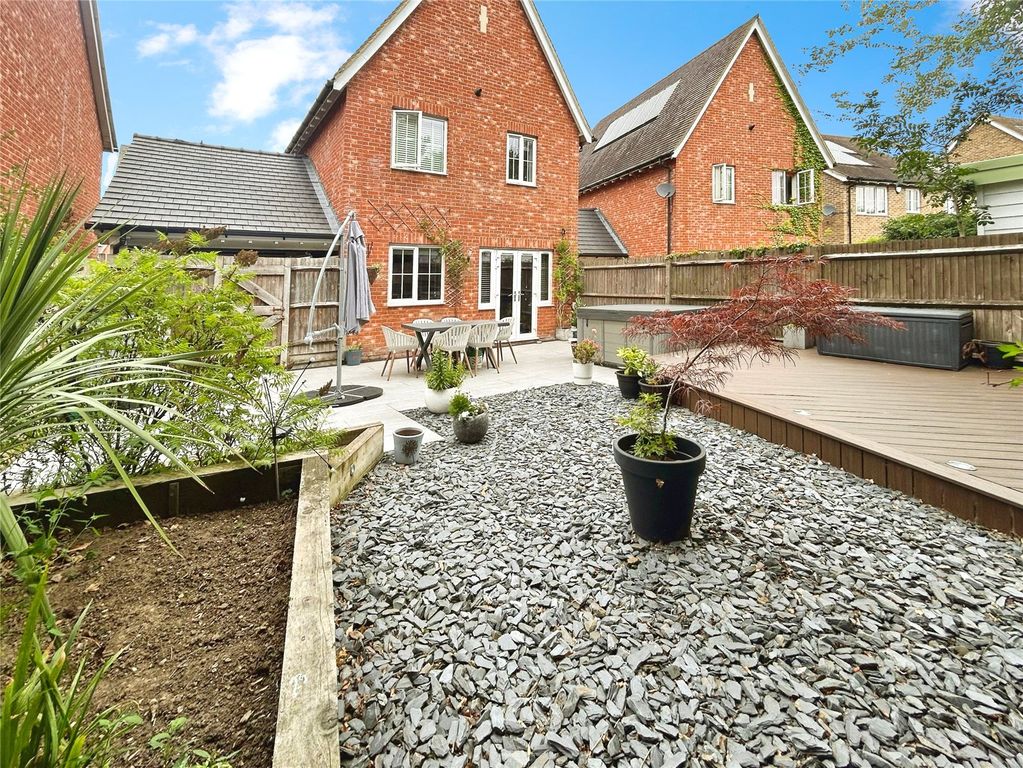 Property photo 3 of 11 Picture No. 02