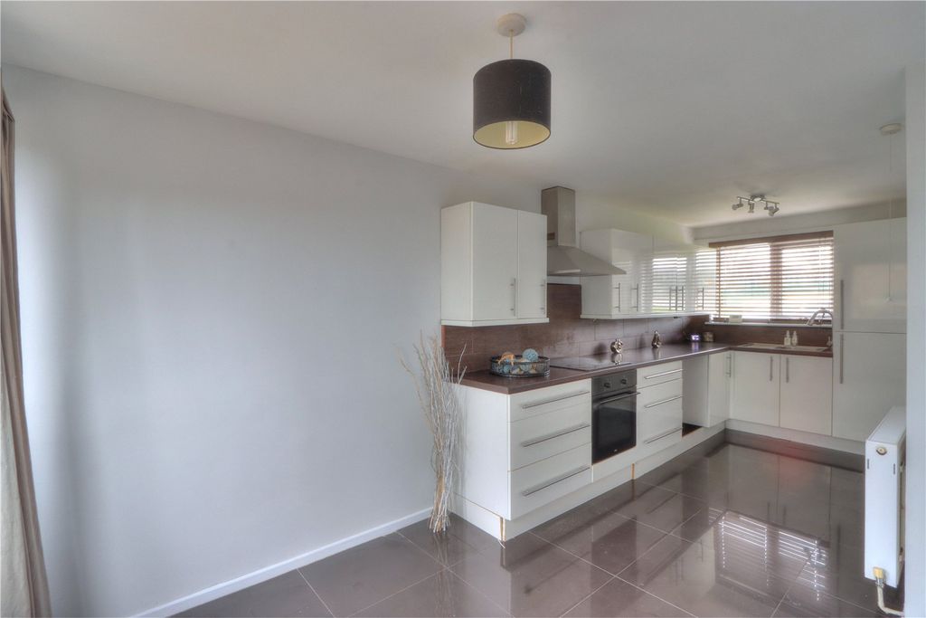 Property photo 2 of 11 Picture No. 25