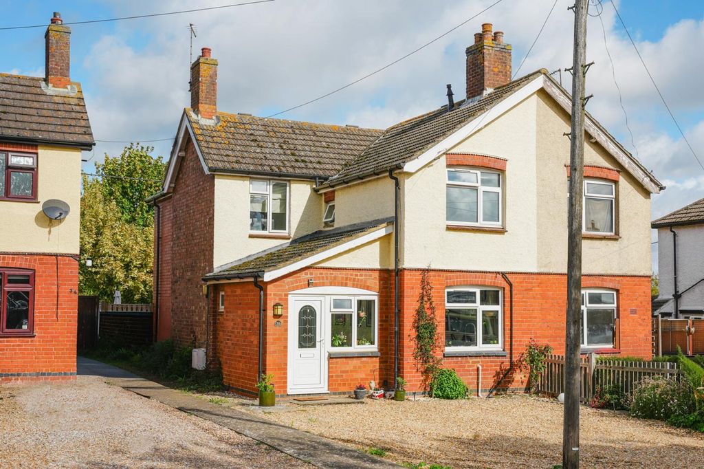 Property photo 1 of 35