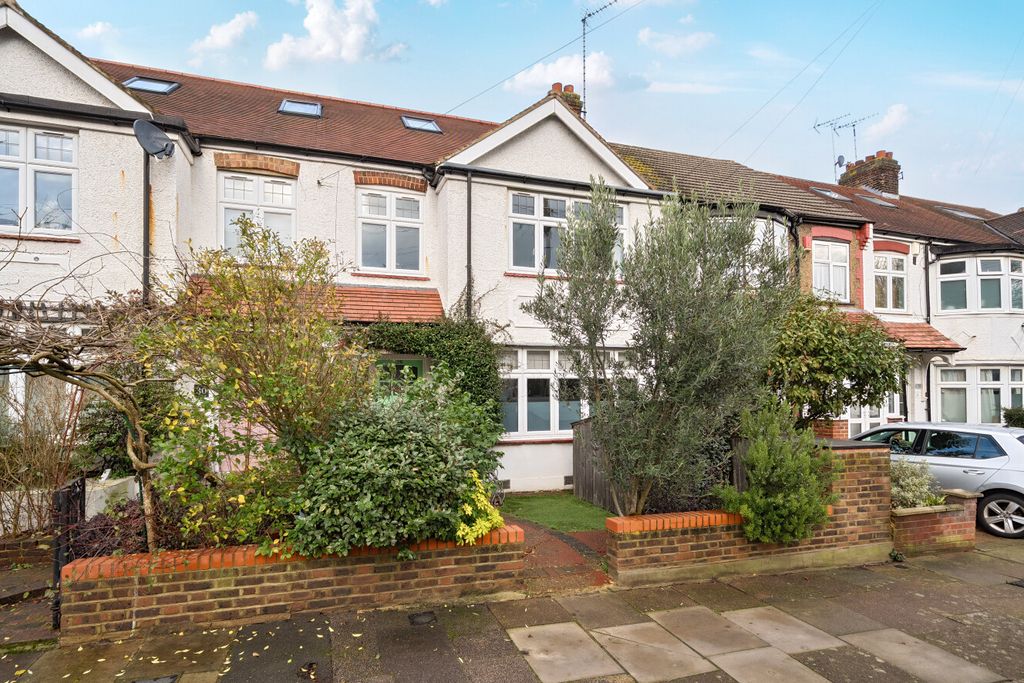 Property photo 3 of 18 1405446-2-697Cb4B...