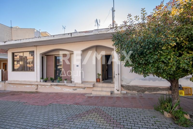 Property photo 1 of 45