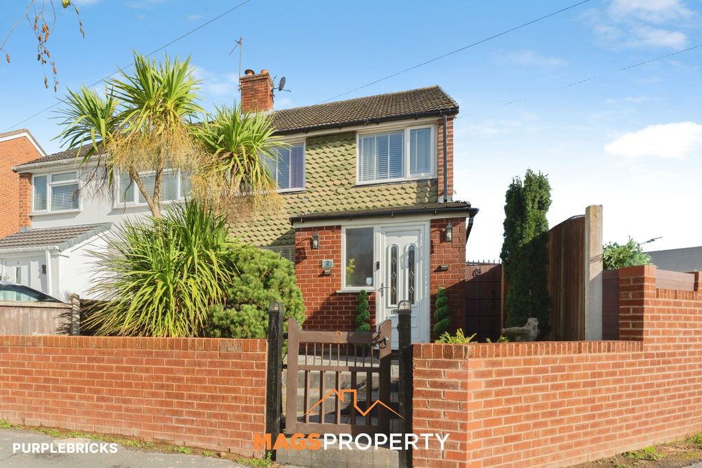 Property photo 1 of 29