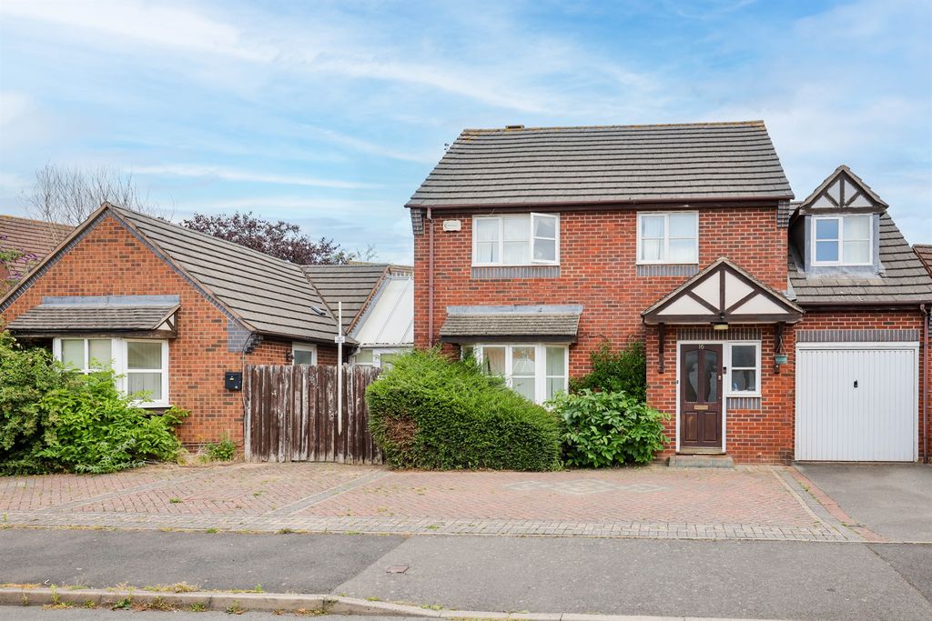 Property photo 1 of 16