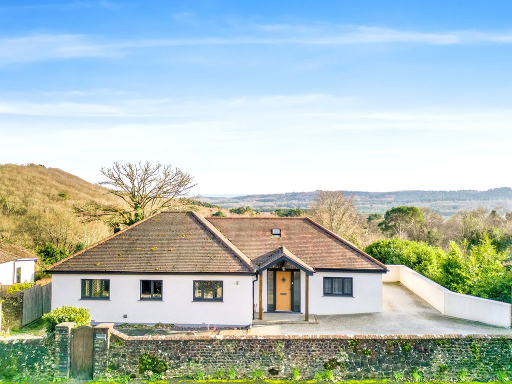 Property photo 1 of 52
