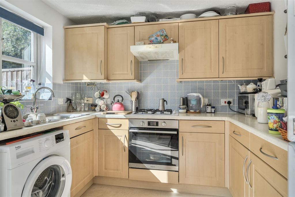 Property photo 3 of 14