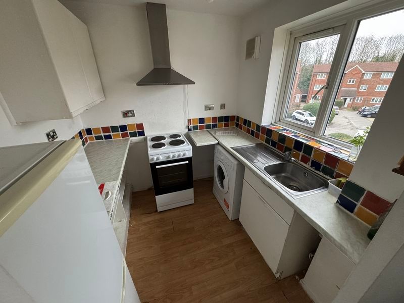 Property photo 2 of 7 Photo 3