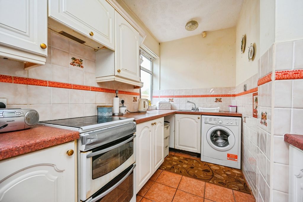 Property photo 3 of 17 Photo