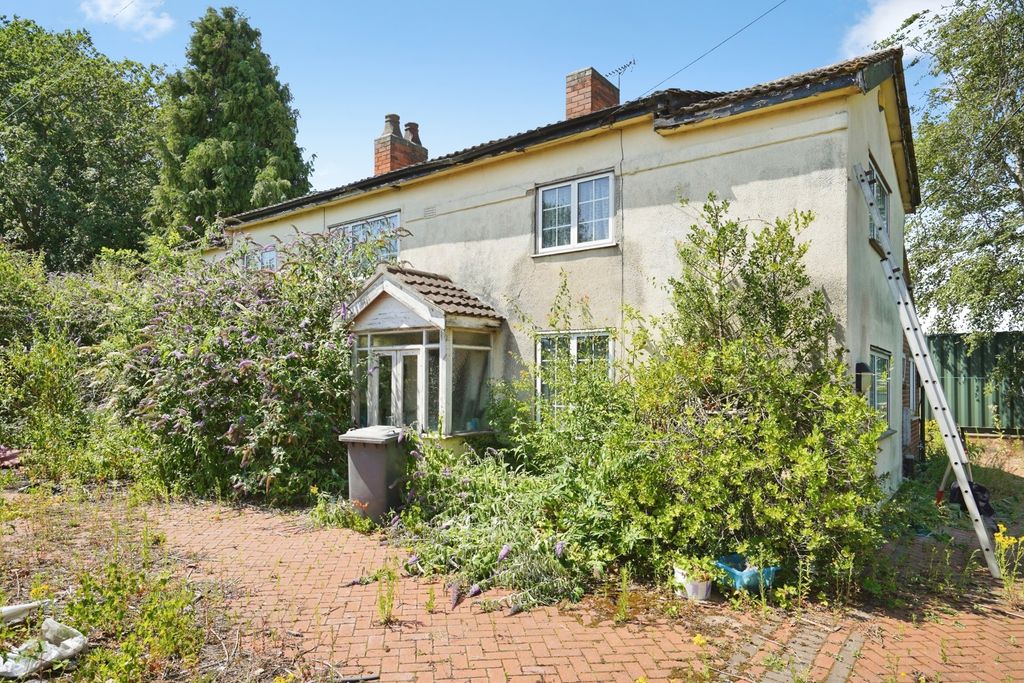 Property photo 1 of 40 Pbox-Img.Jpg