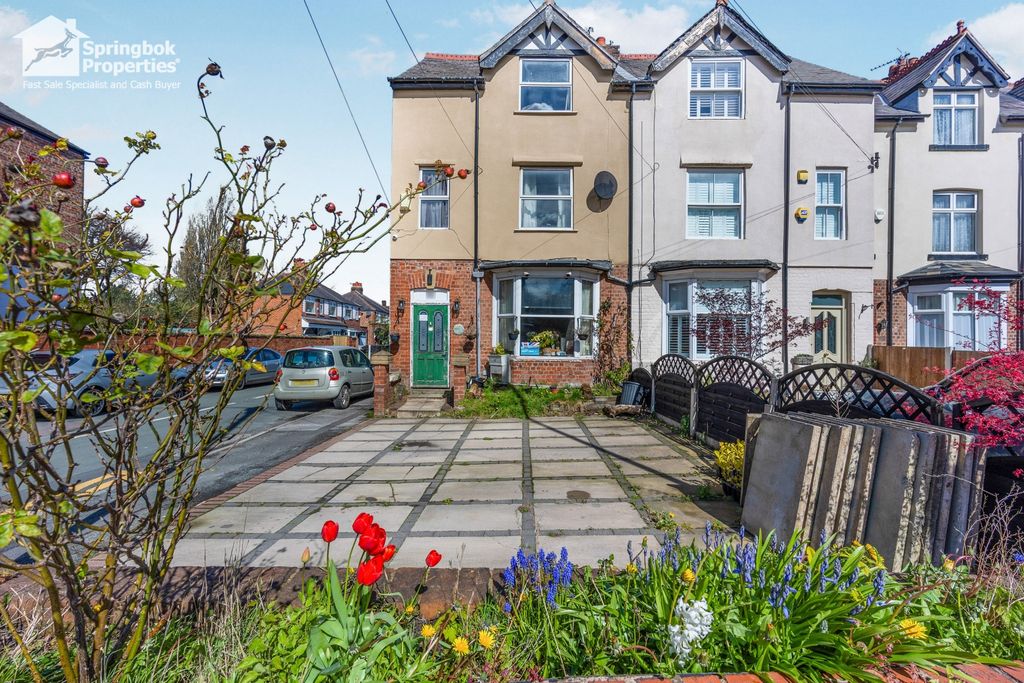 Property photo 1 of 20 Front View