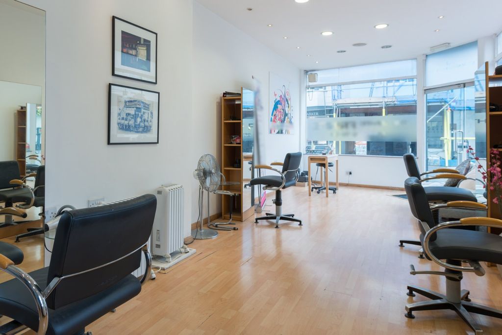 Property photo 3 of 9 Picture No. 04