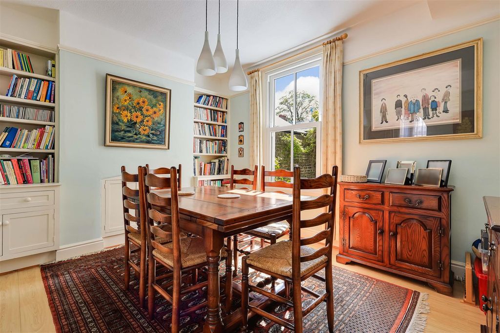 Property photo 3 of 19 Img (14).Jpg