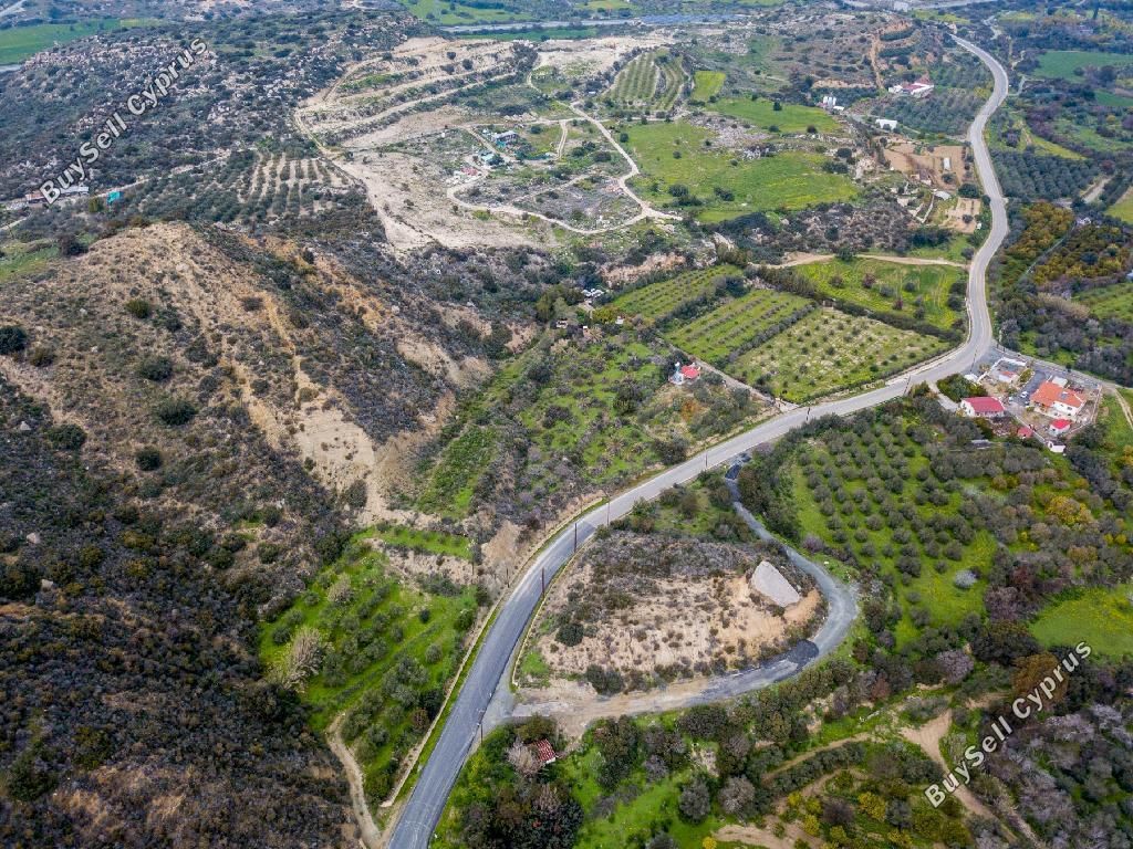 Property photo 3 of 7