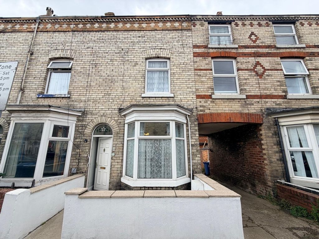 Property photo 1 of 13
