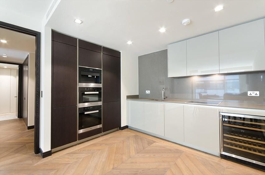 Property photo 2 of 17 Kitchen