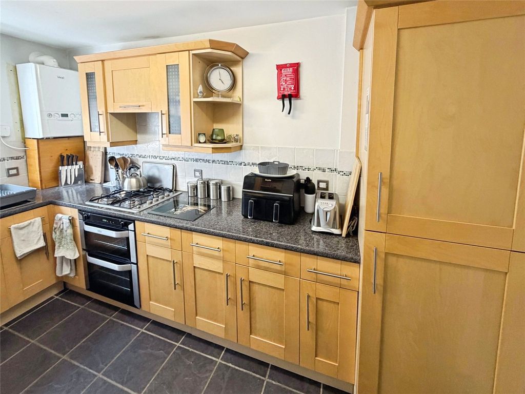 Property photo 3 of 10 Picture No. 02