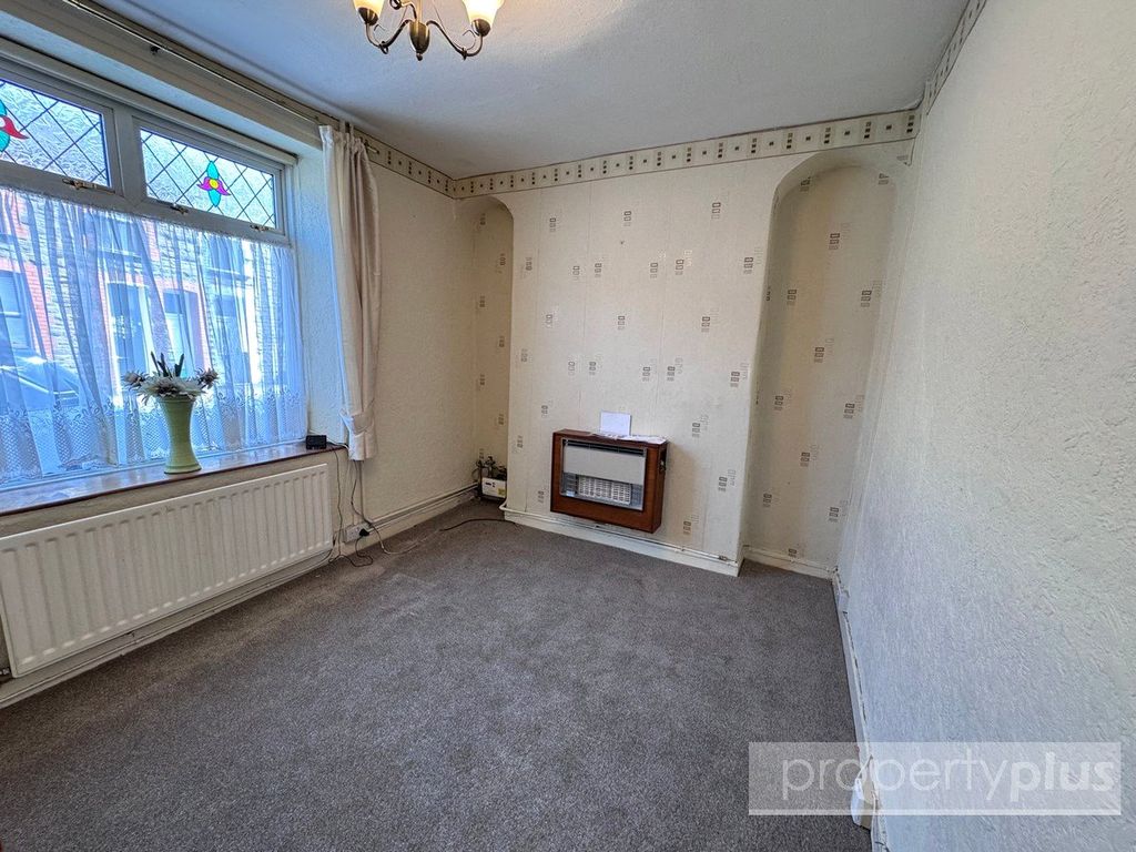 Property photo 2 of 15 Picture No. 09