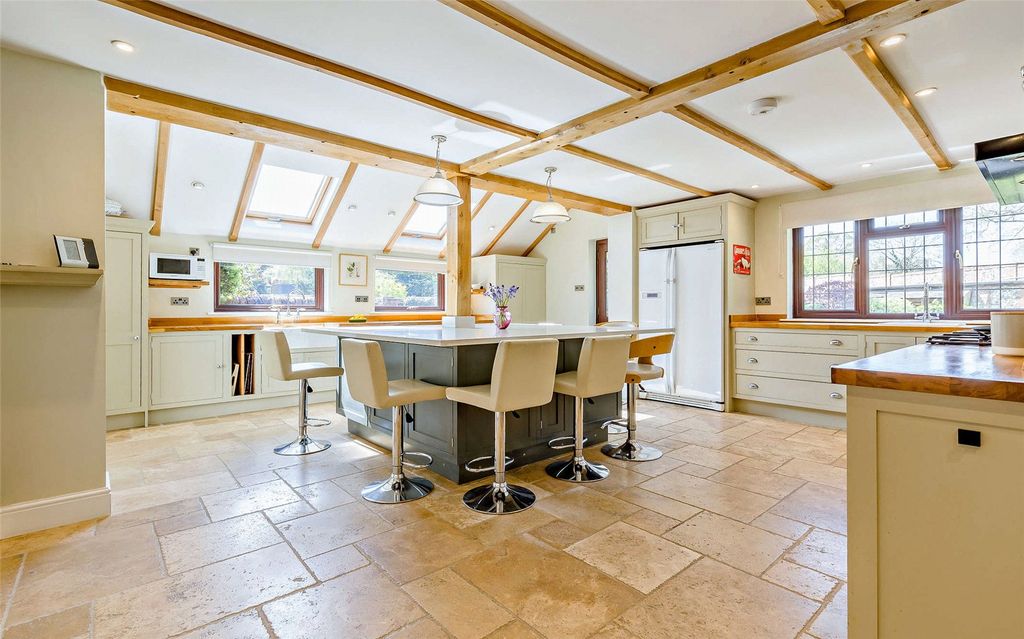 Property photo 2 of 22 Kitchen