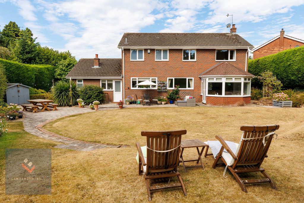 Property photo 2 of 39 Rear Garden