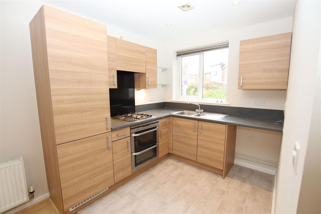 Property photo 2 of 10 Img_2176.Jpg